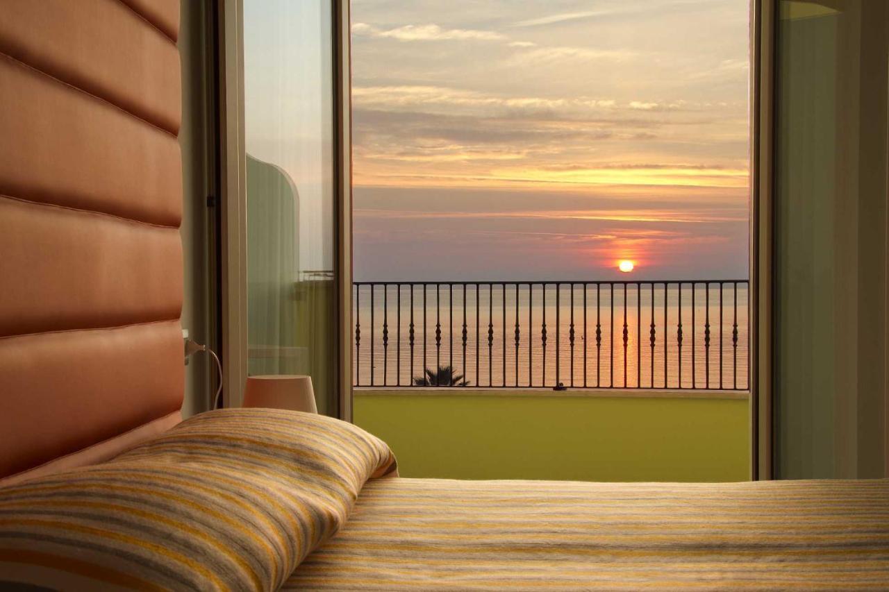 Hotel La Maestra Grottammare Zewnętrze zdjęcie