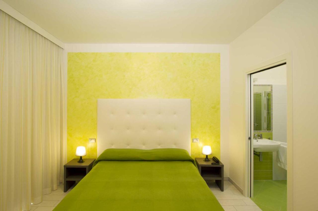 Hotel La Maestra Grottammare Zewnętrze zdjęcie